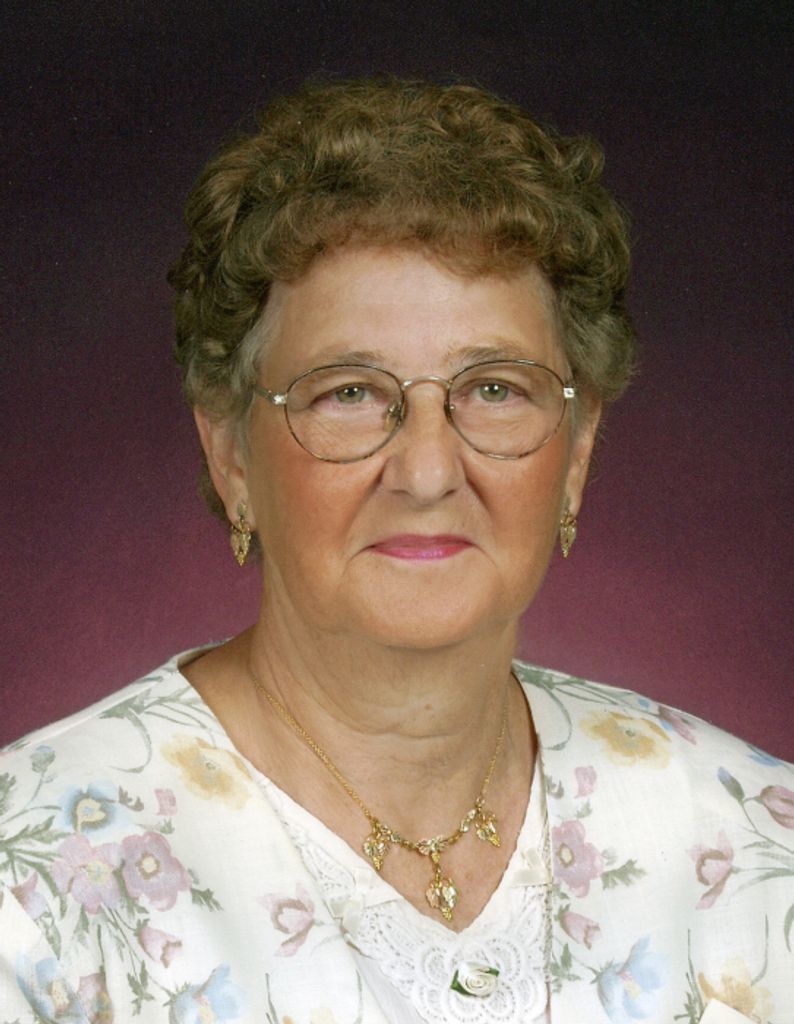 Angeline "Angie" (Schmidt)  Usselman Profile Photo