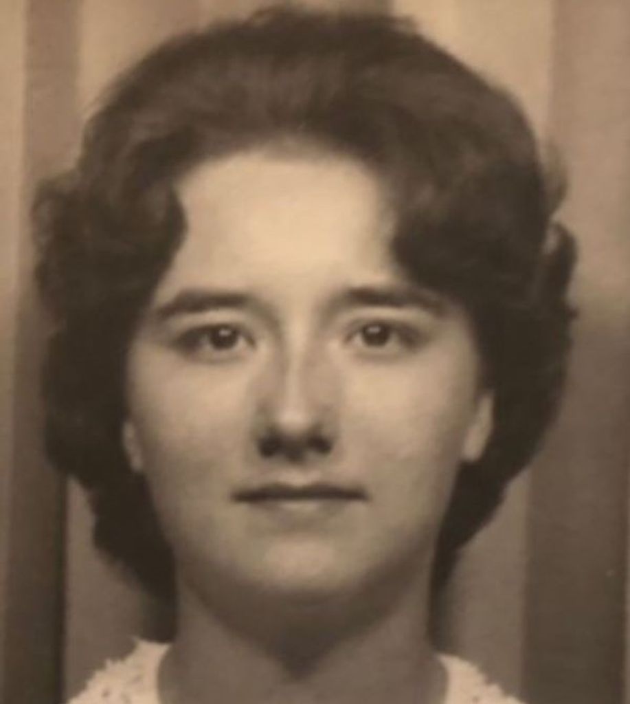 Nancy Louise Carr