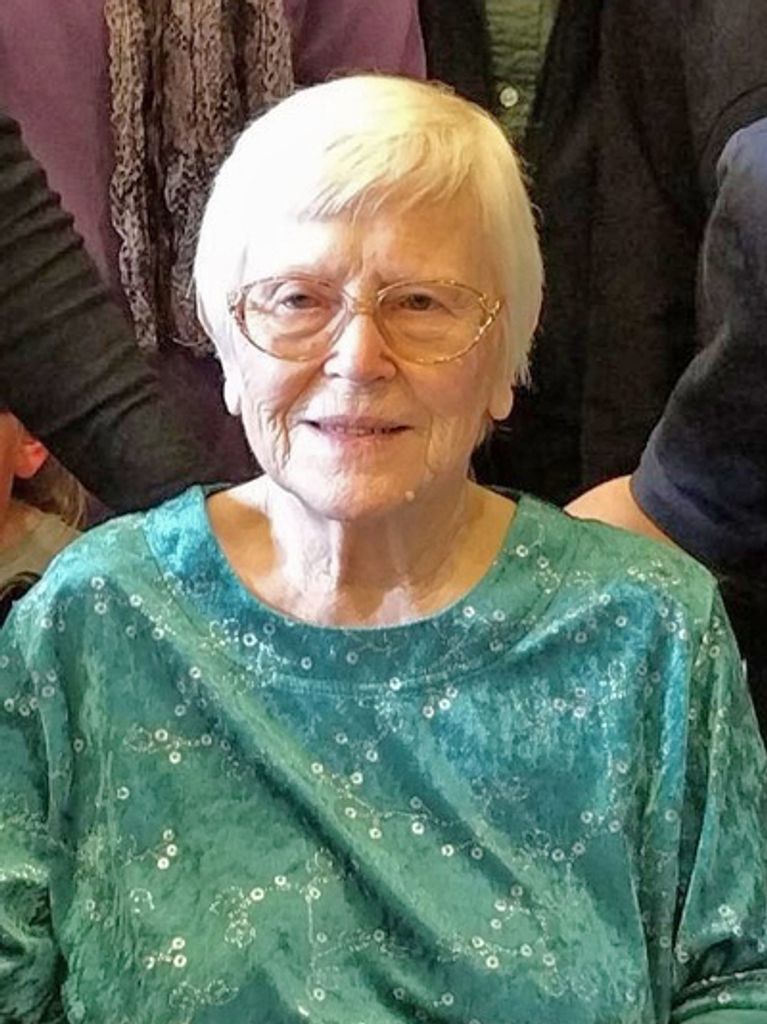 Phyllis Lee Webb Profile Photo