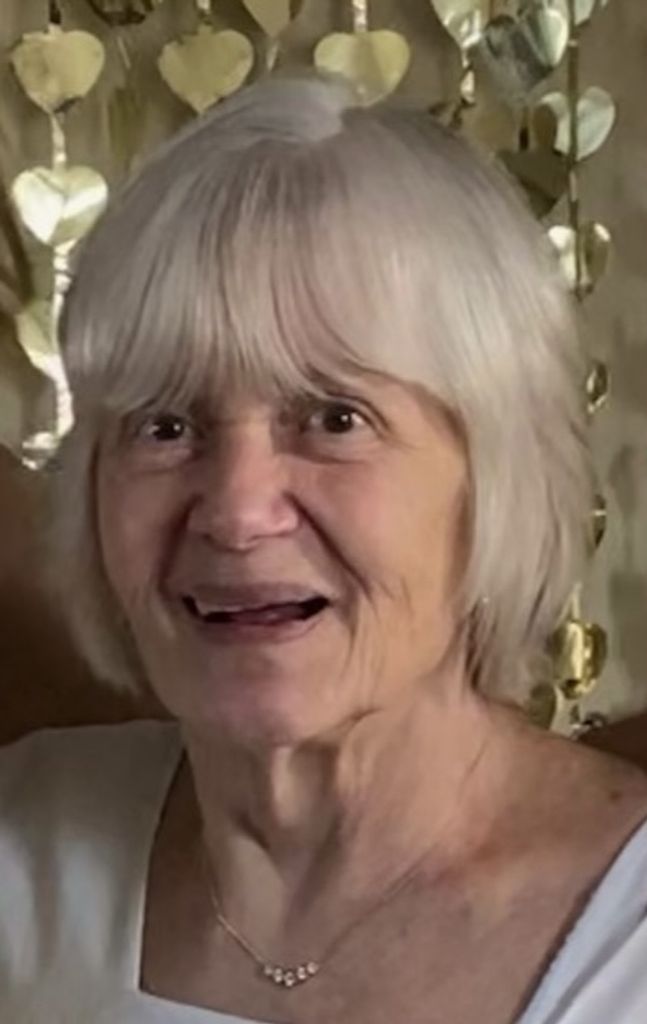 Roberta Lenart (nee Goss)