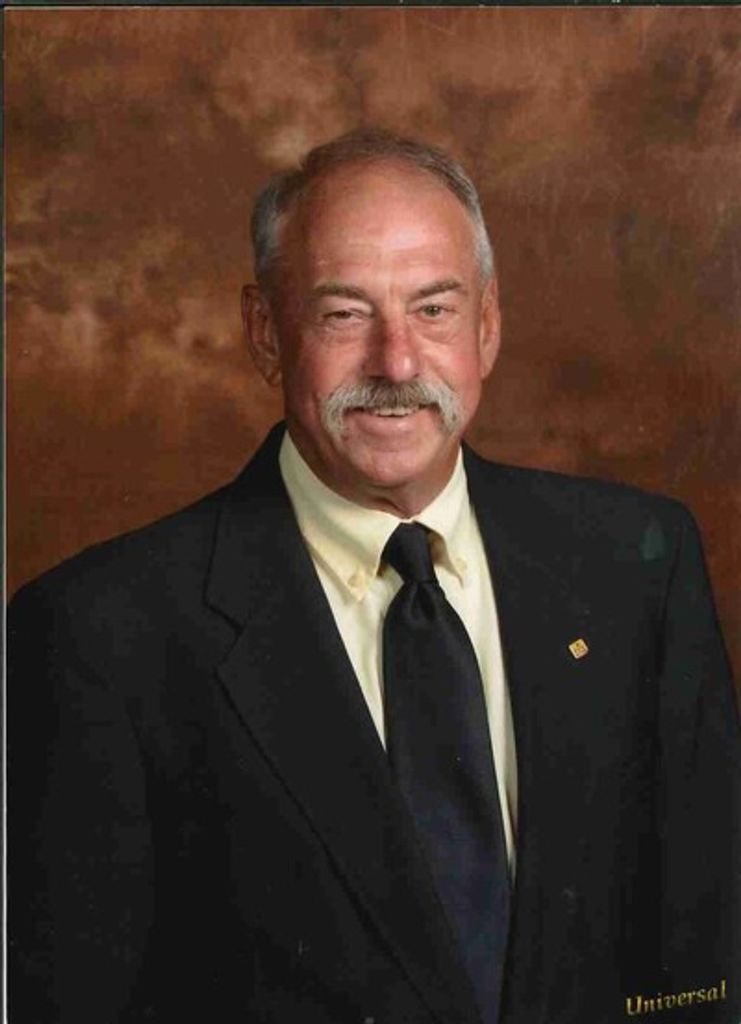 Richard "Dick" Guilford Profile Photo