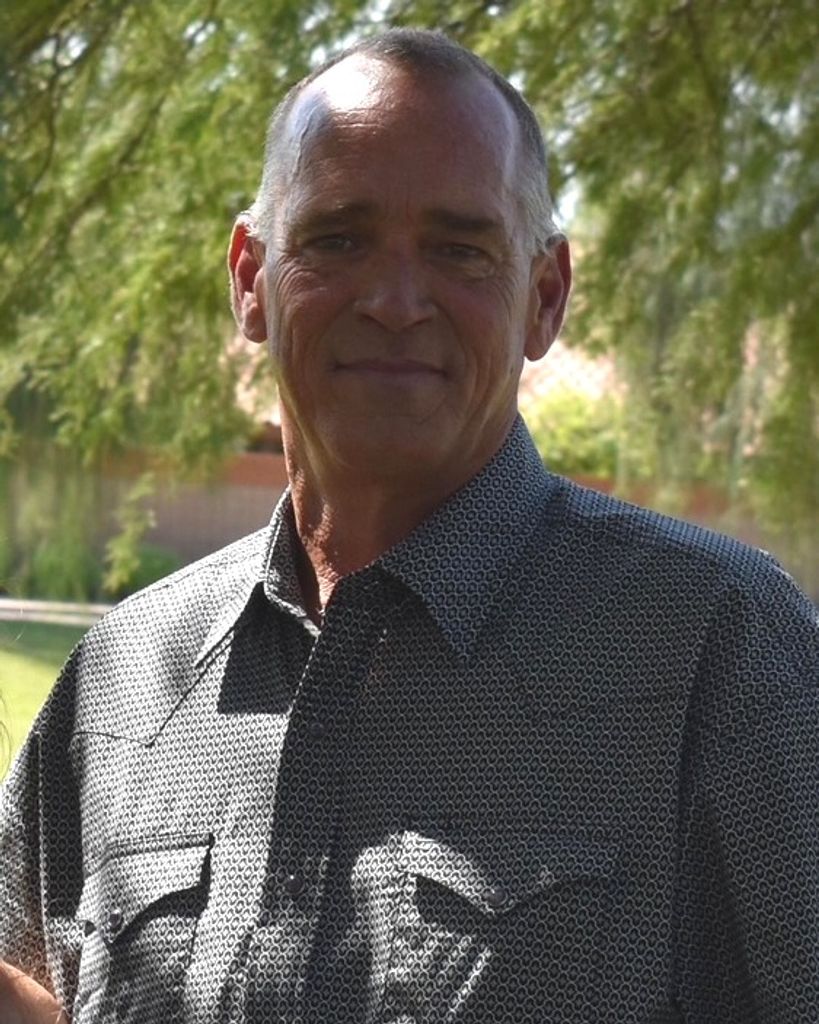 Dale Roberts Profile Photo