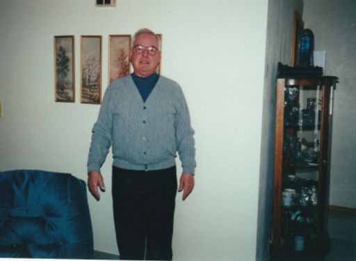 Gary Dean Jones photo gallery thumbnail 23 of 45