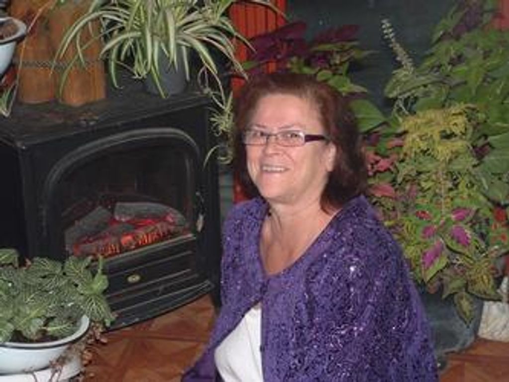 Mary "Molly" Bunker- Hintz