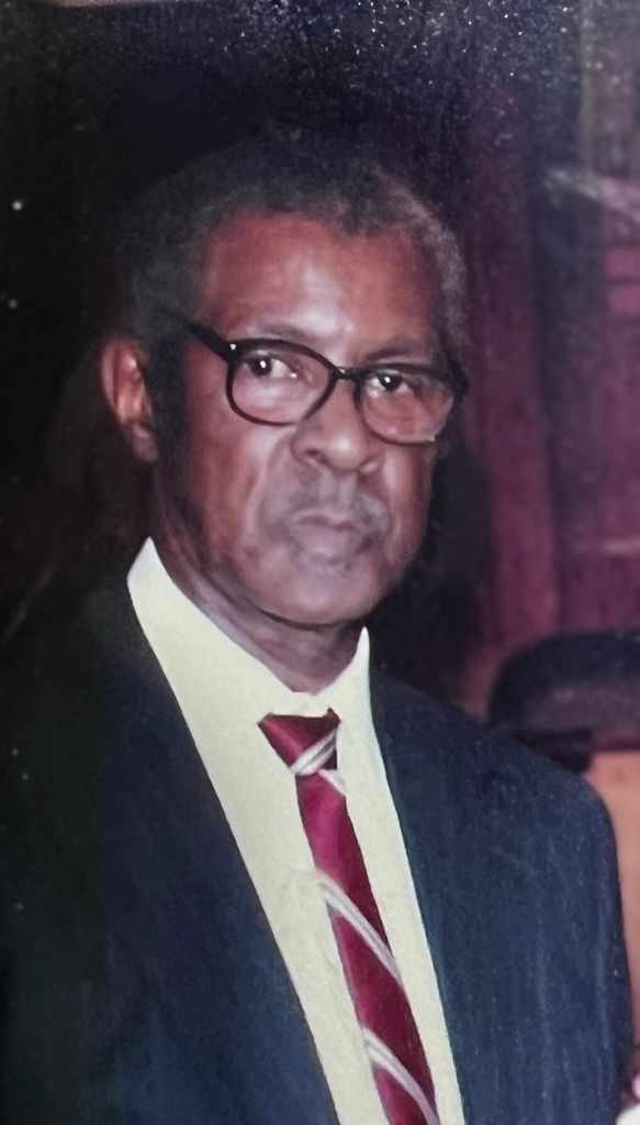 St. Julian Boone Profile Photo