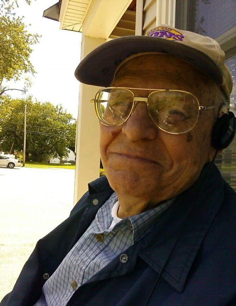 Lawrence Young Profile Photo