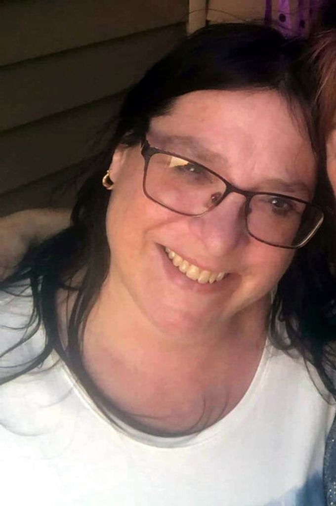 Mandy Gail Lawrence Profile Photo