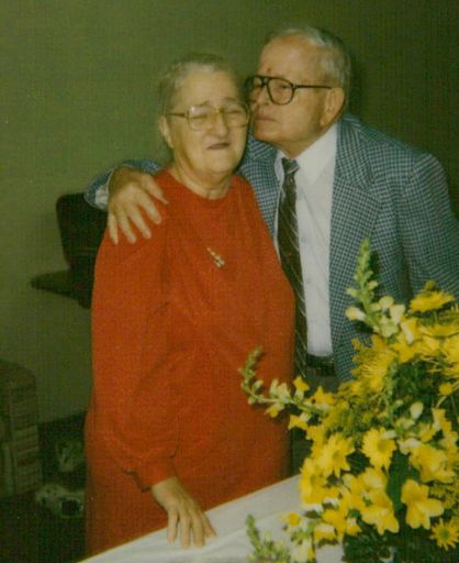 Minnie Lois Crosby Stokes photo gallery thumbnail 5 of 46