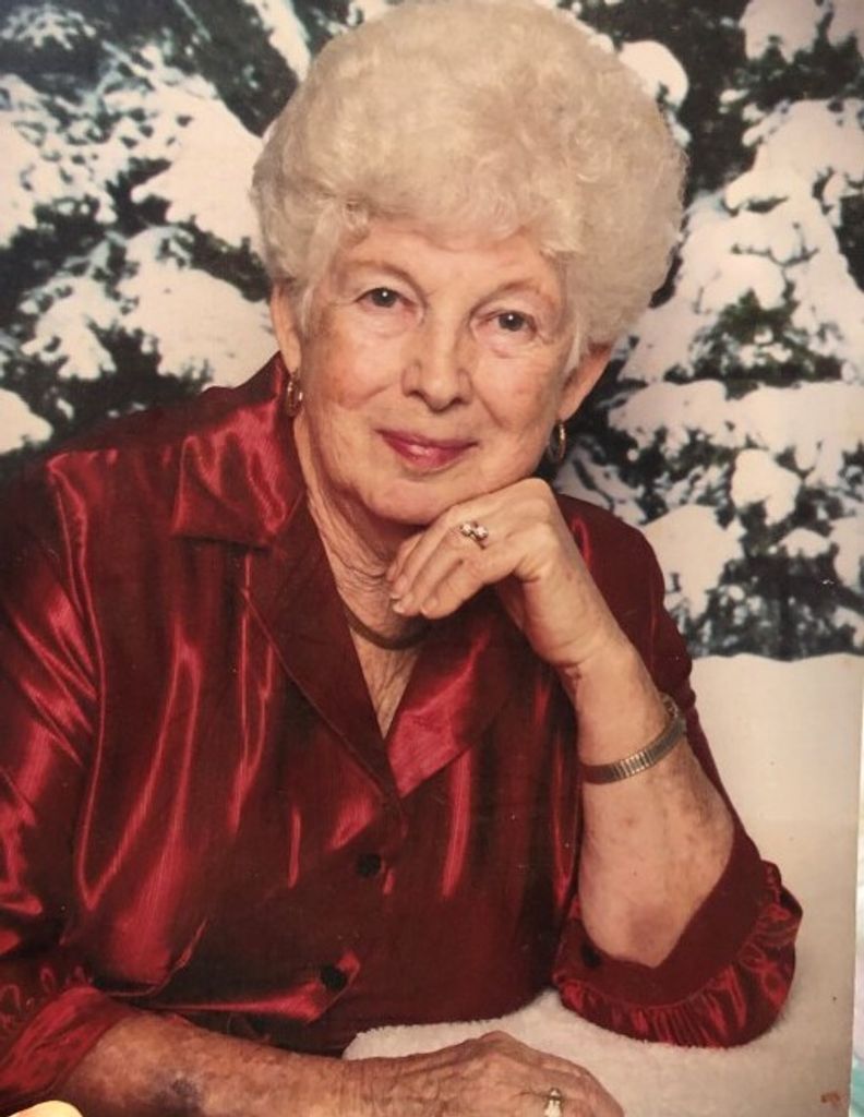 Elva Davis
