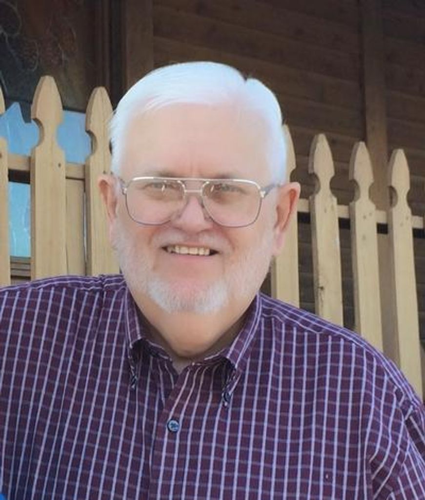 Kermit Ellis Roberts Profile Photo