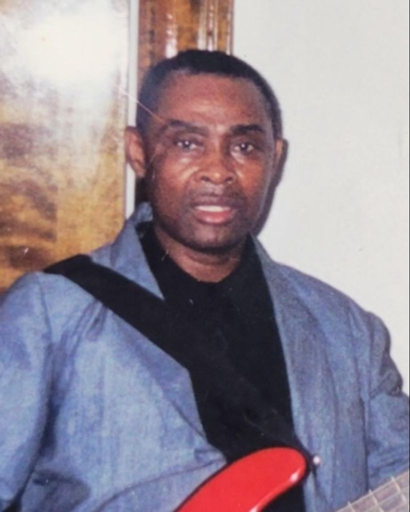 Manes Adan Profile Photo