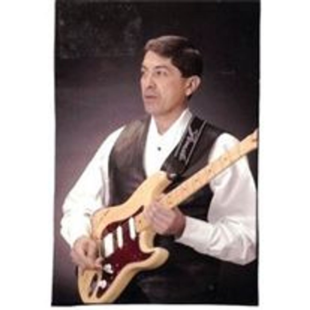 Anthony J Rosas