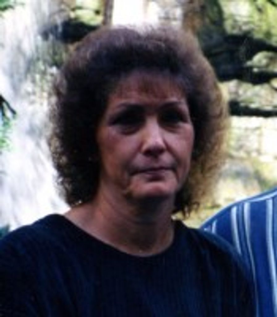 Mrs.  Geneva  Ammons, 62