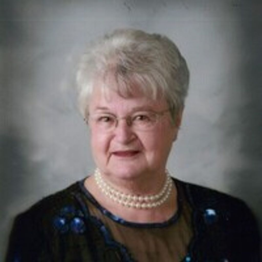 Patsy "Pat" R Nelsen