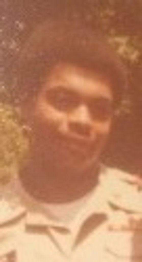 Ronald L Logan