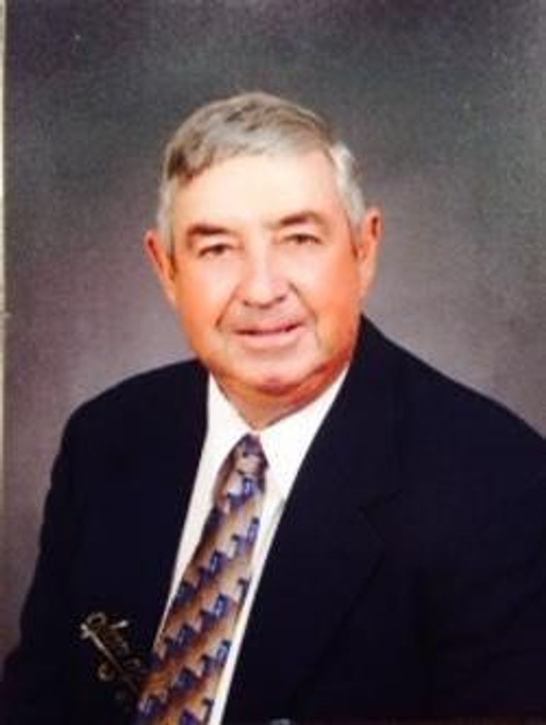 Harold Elliott Profile Photo