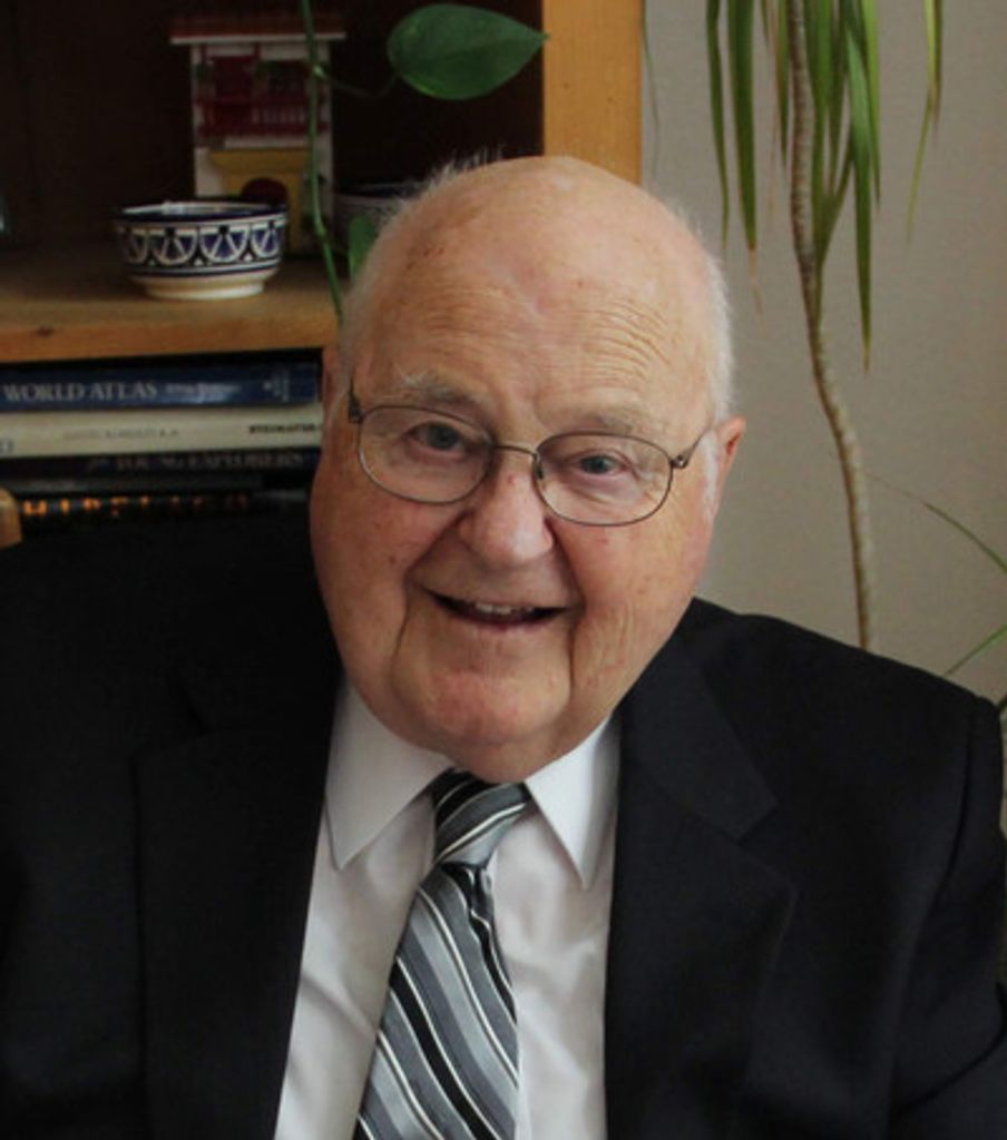 Blaine Carlson Tueller Profile Photo