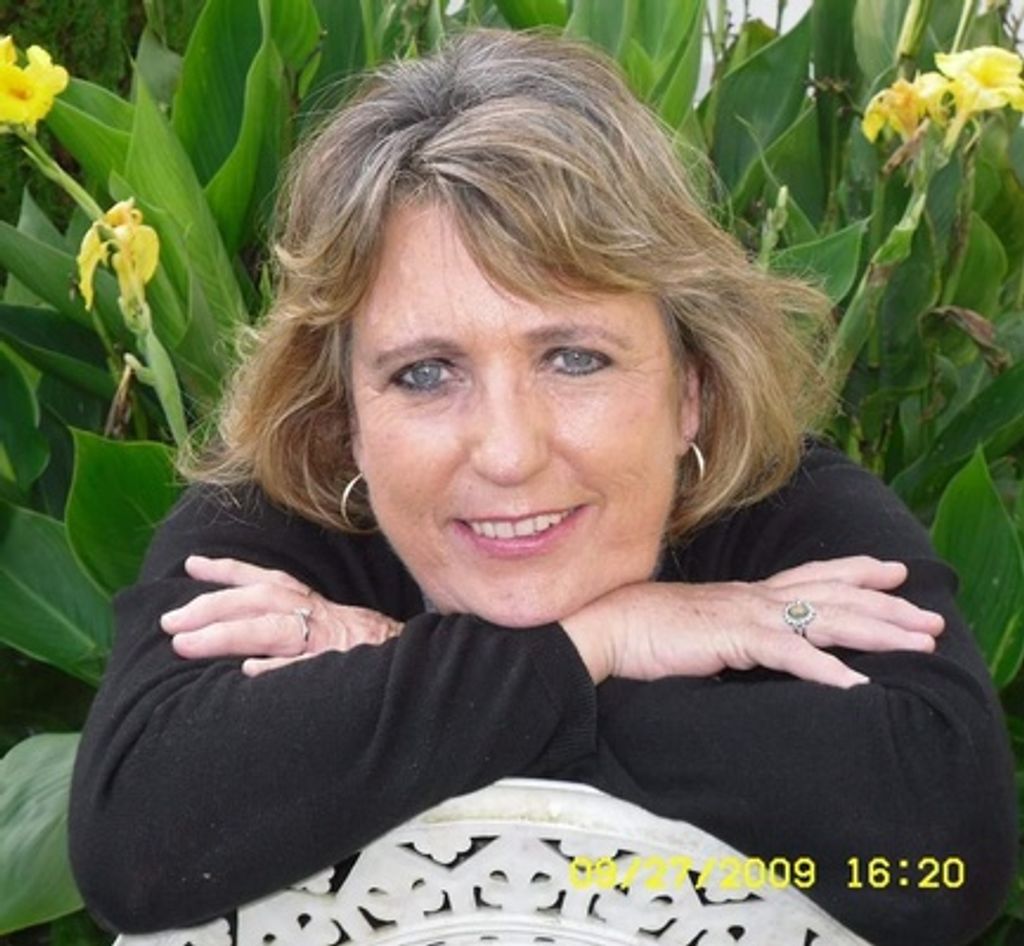 Shelia Benton