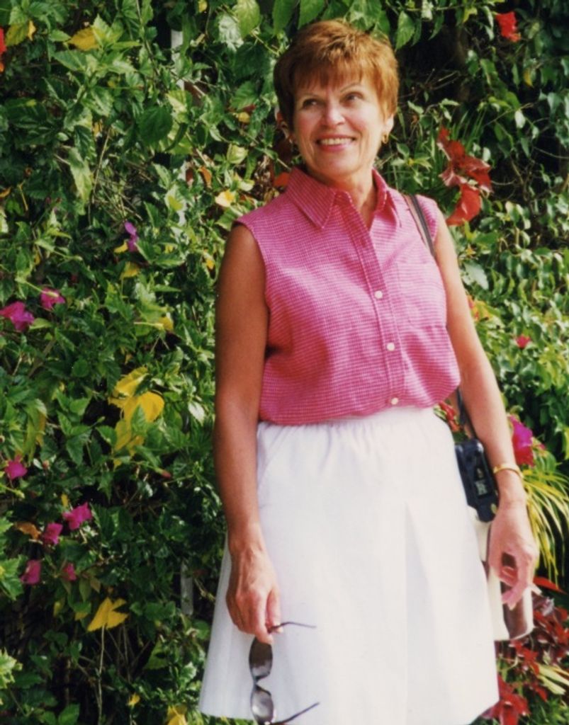 Marilyn Roslyn (Stenhaug) Goodrich Profile Photo