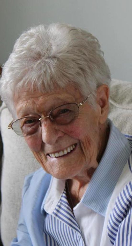 Patricia "Pat" Leonarae (Cook) Hart