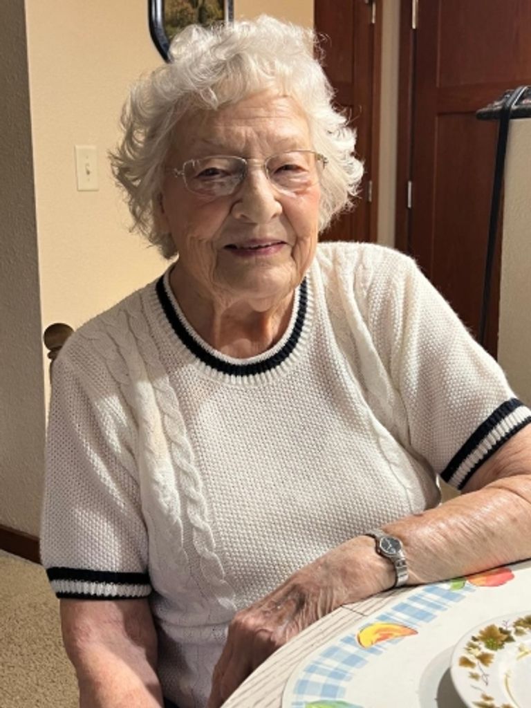 Delores M Kutka