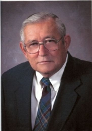 Willard Short - Winterset photo gallery thumbnail 1 of 1