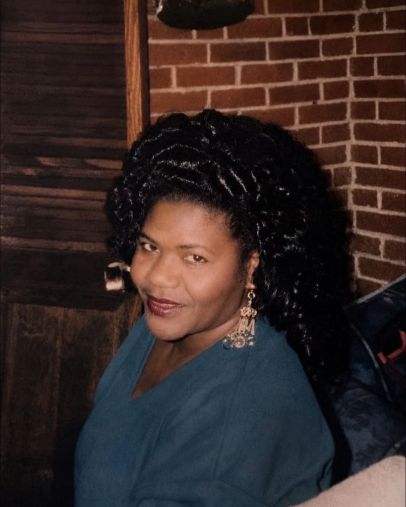 Mrs. Rowena Jones Profile Photo