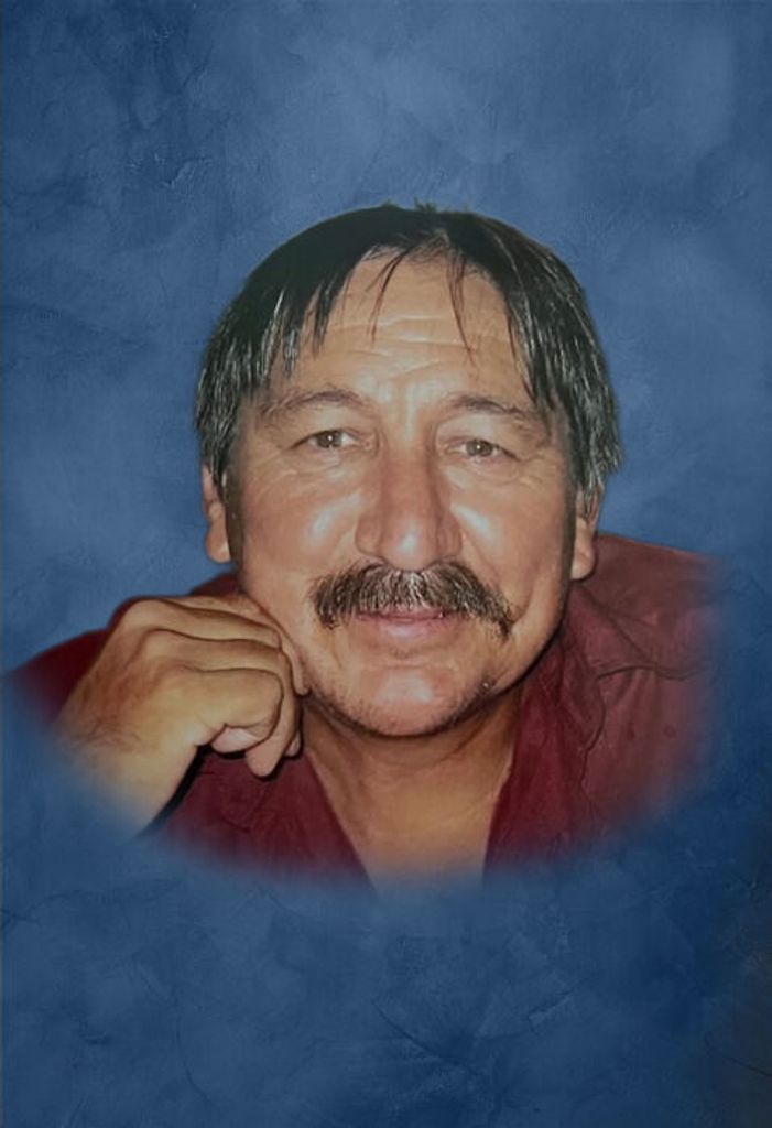 Rafael Espinoza Profile Photo
