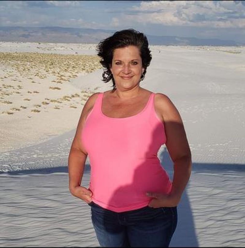 Denee Elliott Magnon Profile Photo