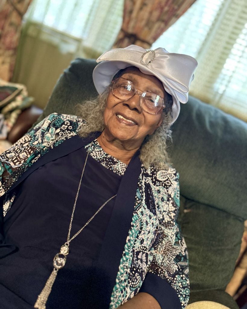Ellen Bracey Maple Profile Photo