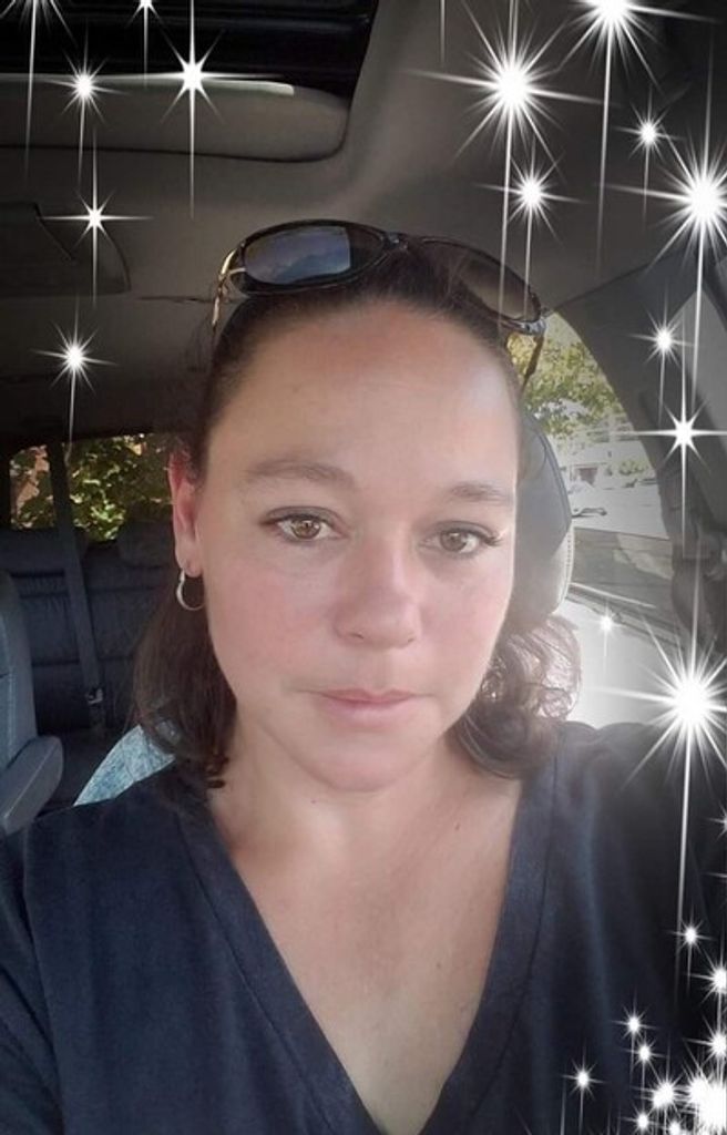 Diana Eileen Sacco Profile Photo