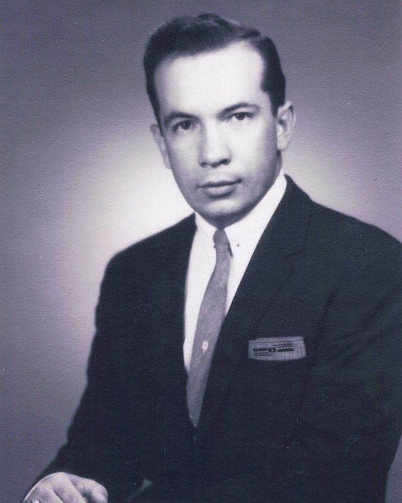 Dr. Taylor Rayburn, Jr.