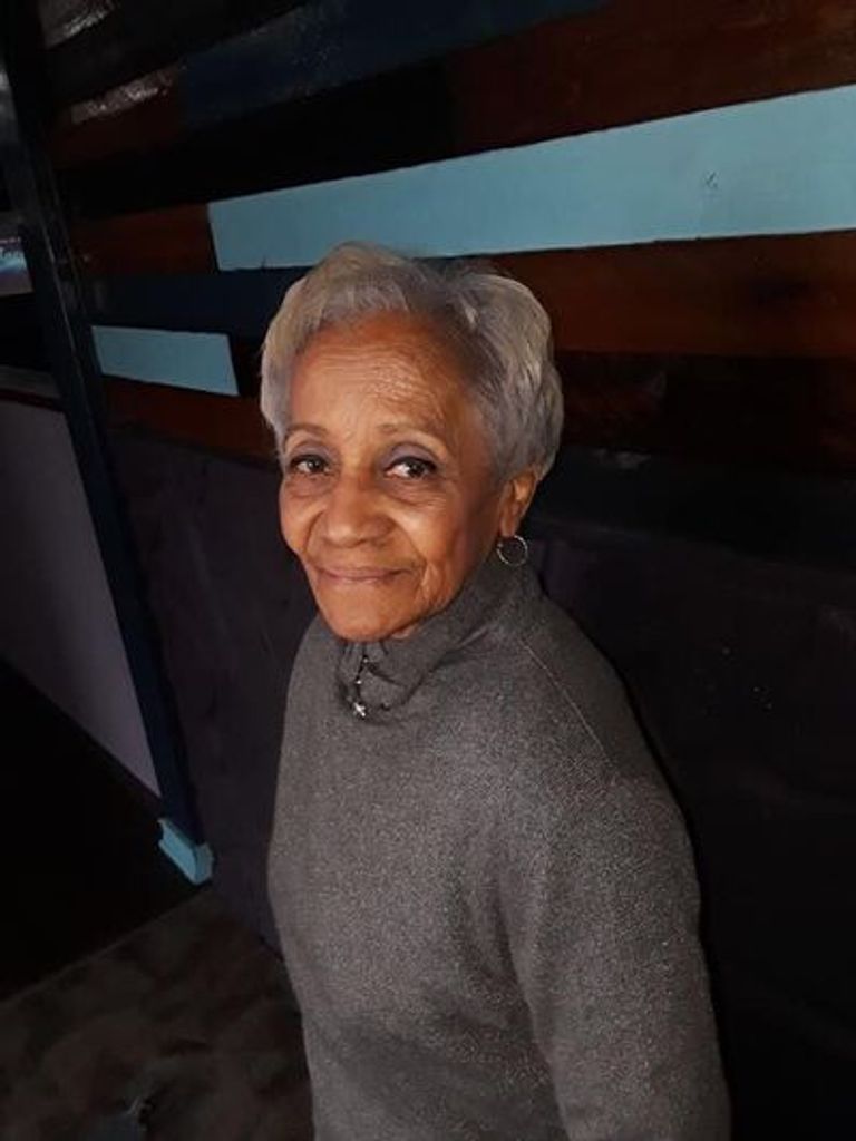 Lourdes Rivera Profile Photo