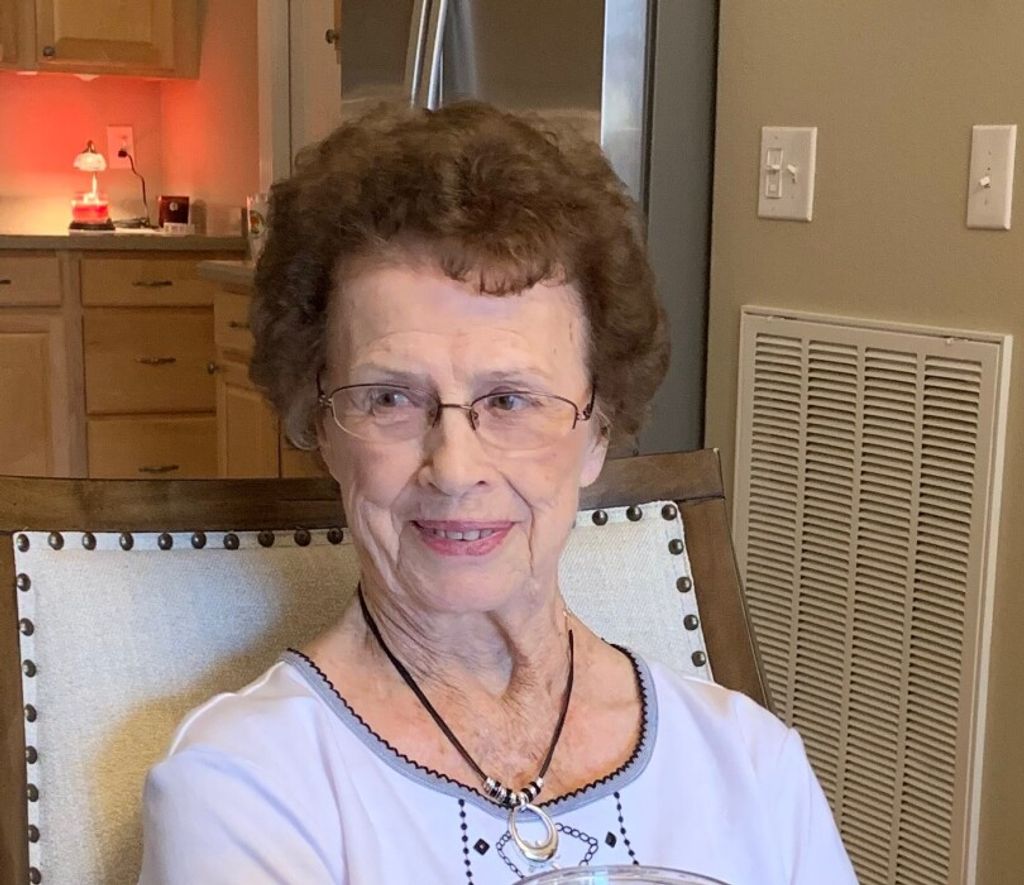 Shirley Jones, of Wartburg, TN