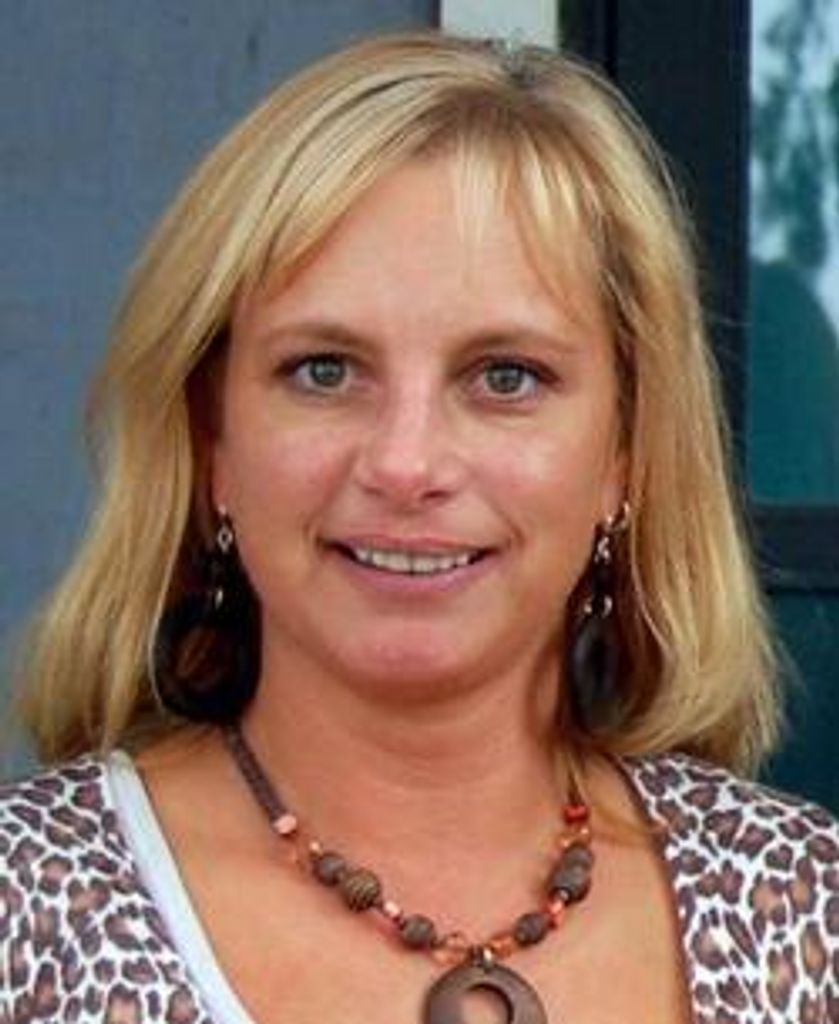 Laura Elaine “Lolly” Bills