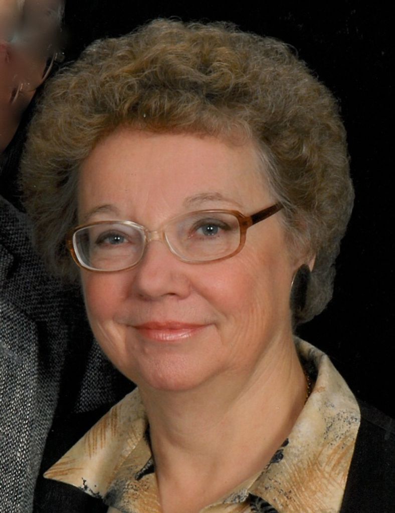 Marlene (Durham)  Adams