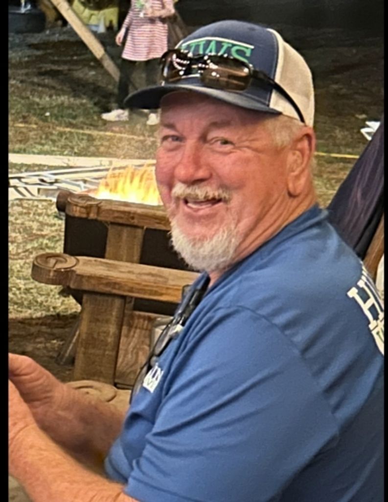 Richard Russell Huggins Sr. Profile Photo