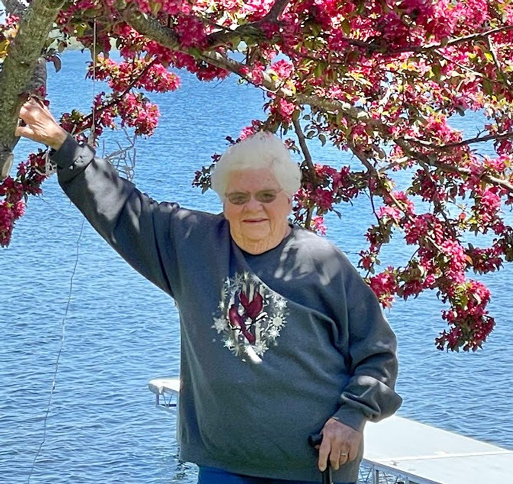 Evelyn Thornton Profile Photo