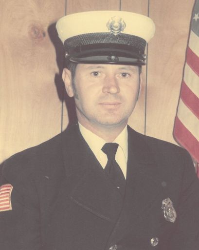 Roger D Villeneuve's obituary image