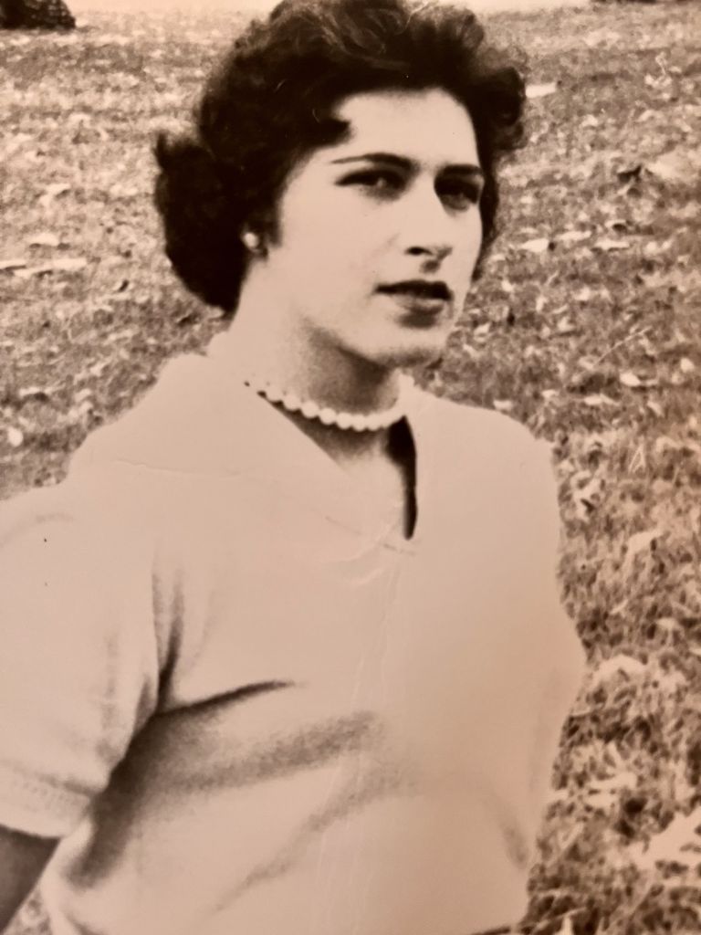 Carolyn (Abramson)  Packman