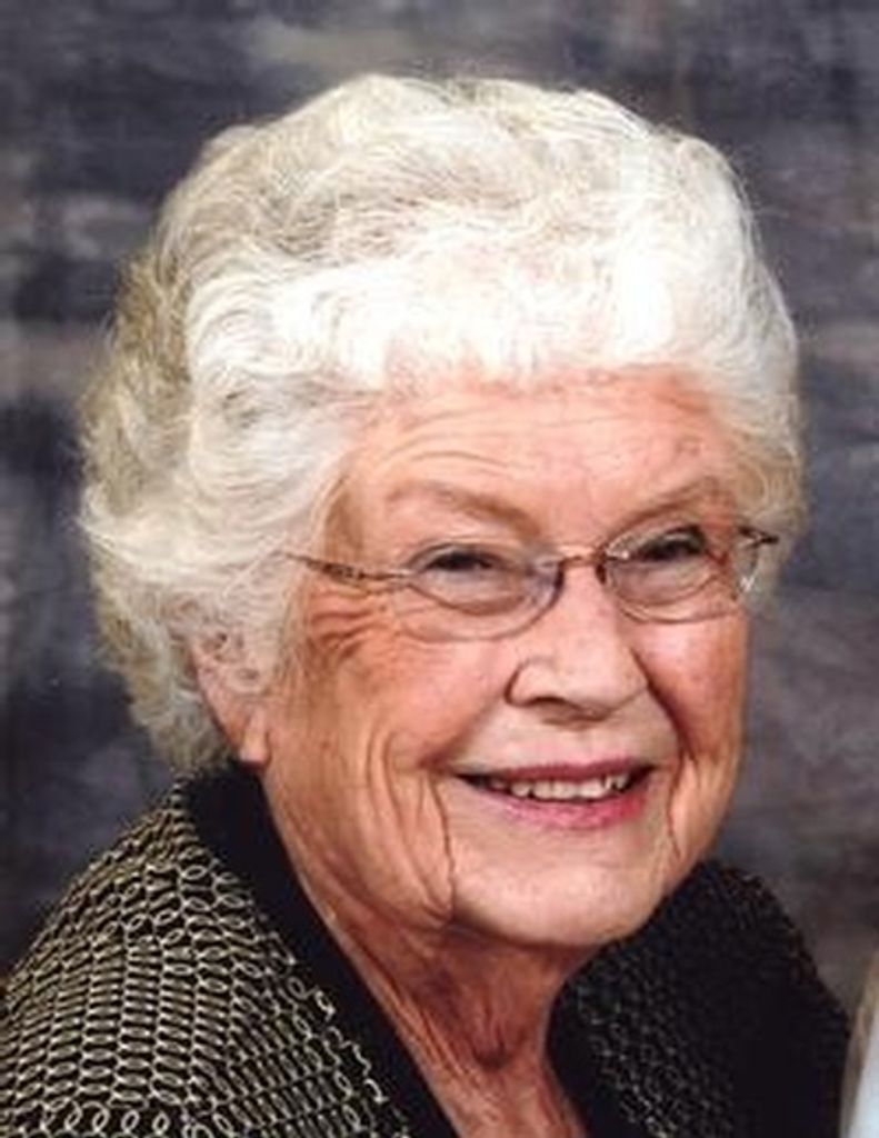 Maxine Lorenzini