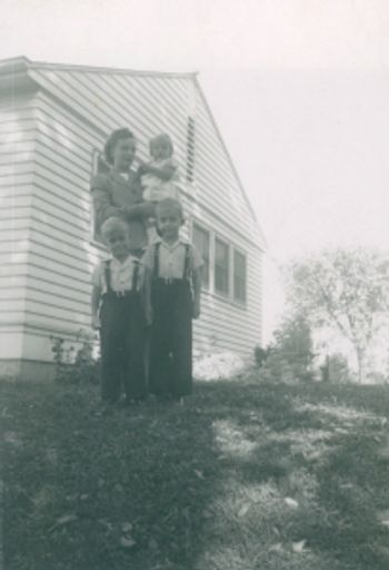Doris E. Bulgrin photo gallery thumbnail 20 of 31