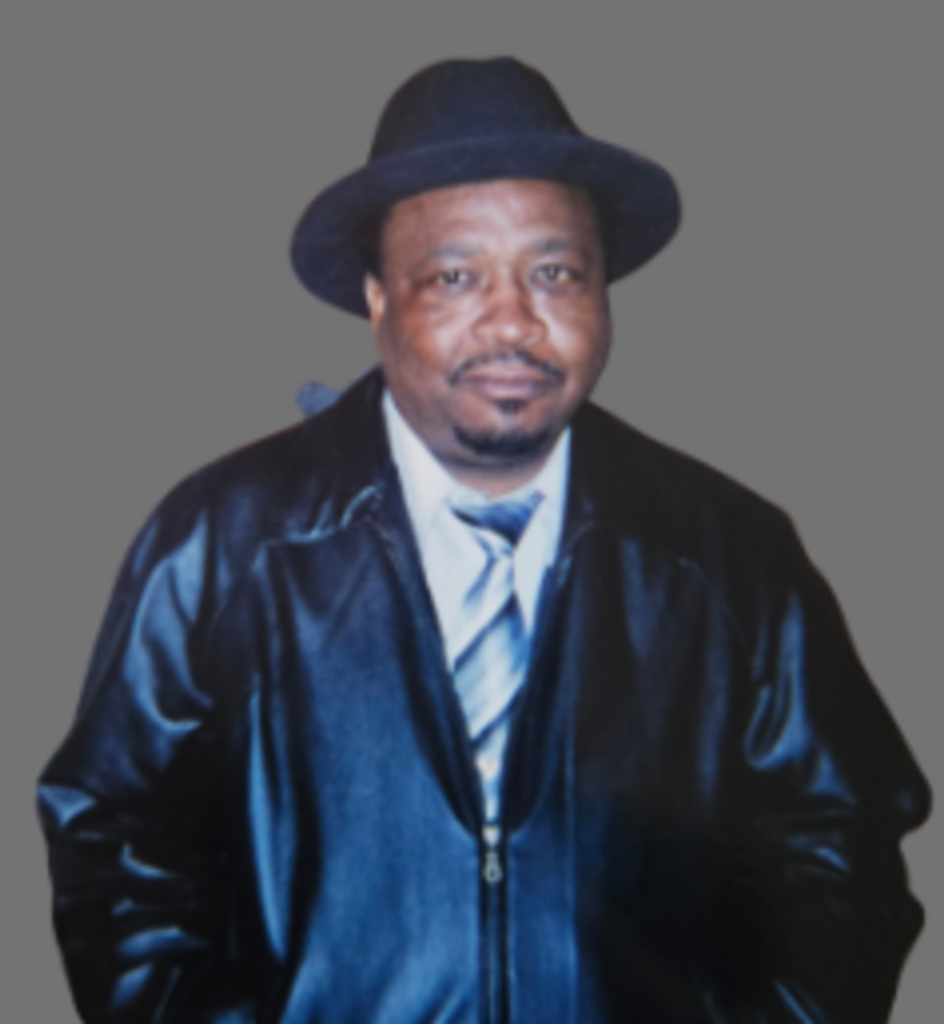 Leslie Nathaniel Shaw Profile Photo