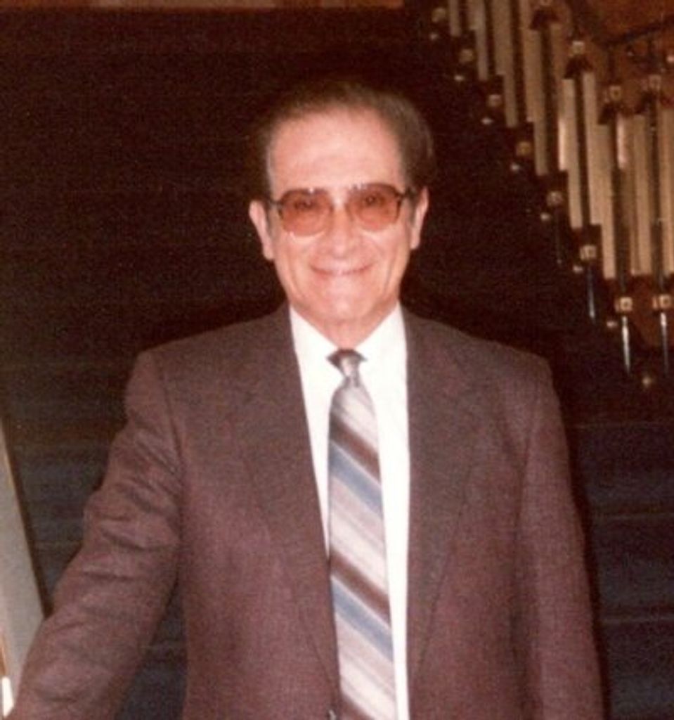 Vincent H. Tomei Profile Photo