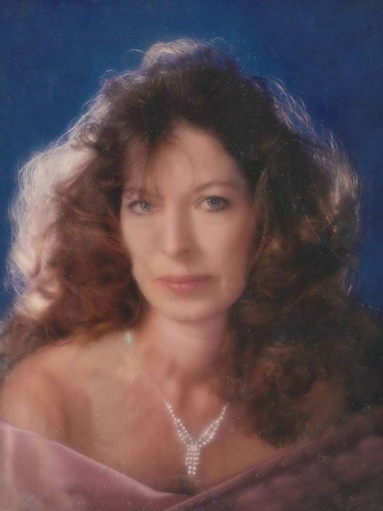 Paula Ostby Profile Photo
