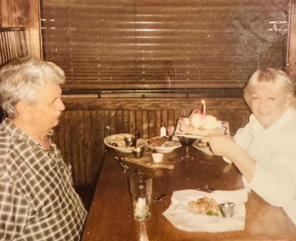 Ann Jones Profile Photo