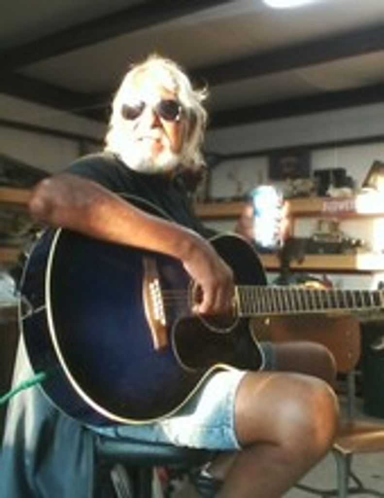 Luis Martinez Profile Photo