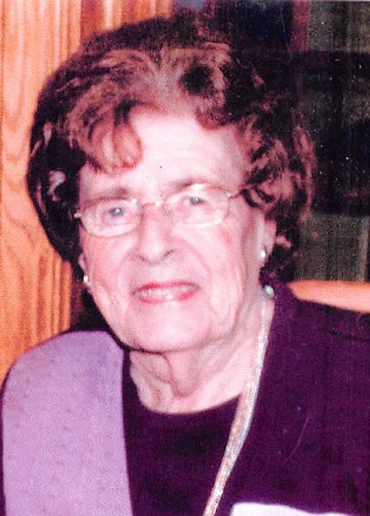 Evelyn Almeda (Michael)  Roth