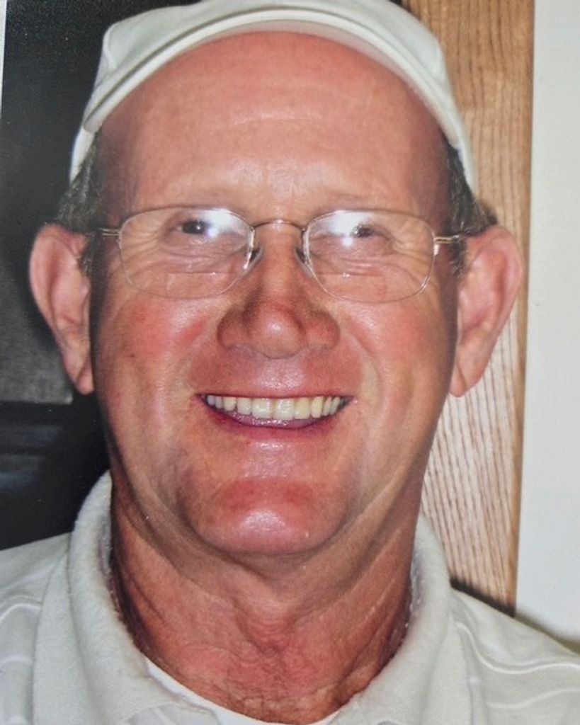 Gus Eugene "Gene" Roberts Profile Photo