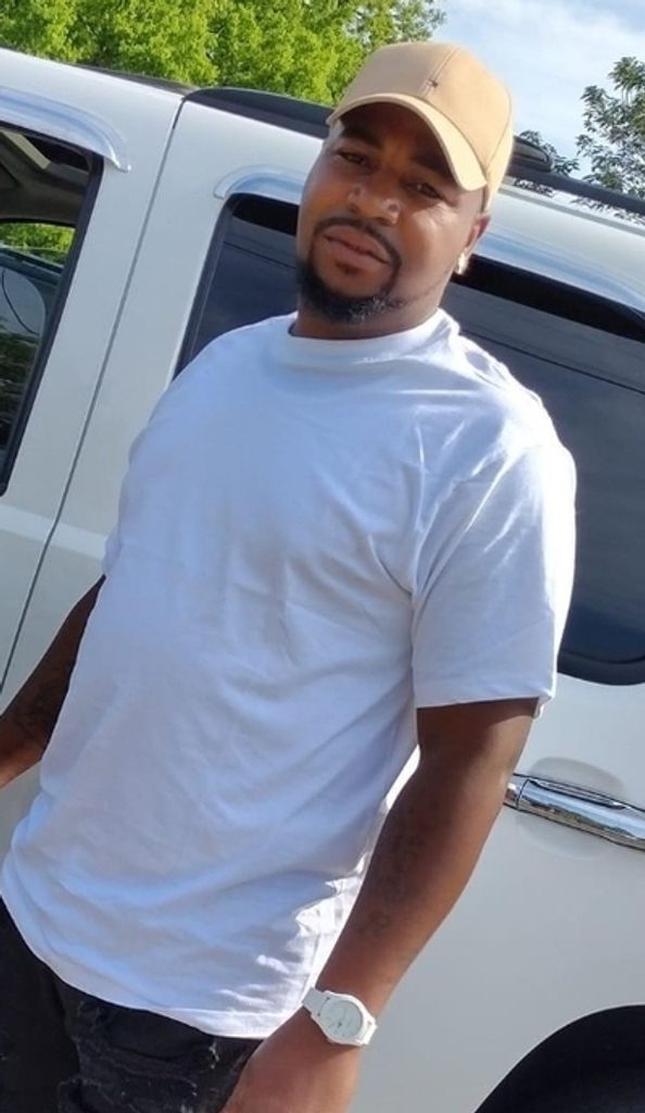 Eddie James Robinson Profile Photo